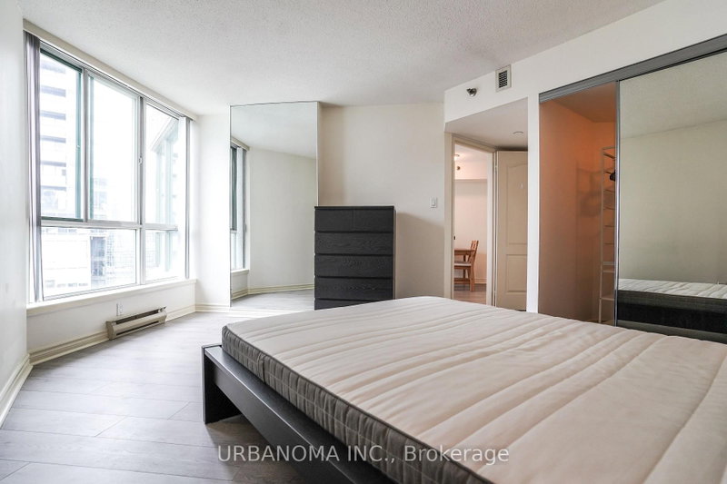 38 Elm Toronto,ON M5G 2K5 — Photo 17