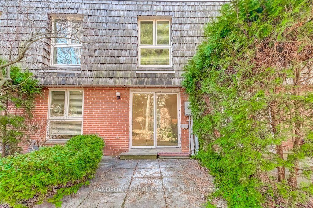 10 Brassbell Mill Way • Toronto, ON photo 29