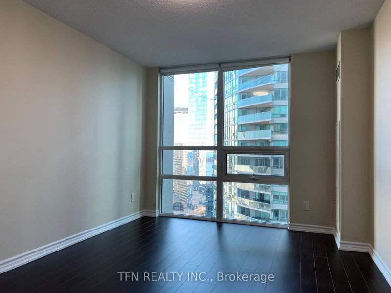 3306 - 19 Grand Trunk Crescent