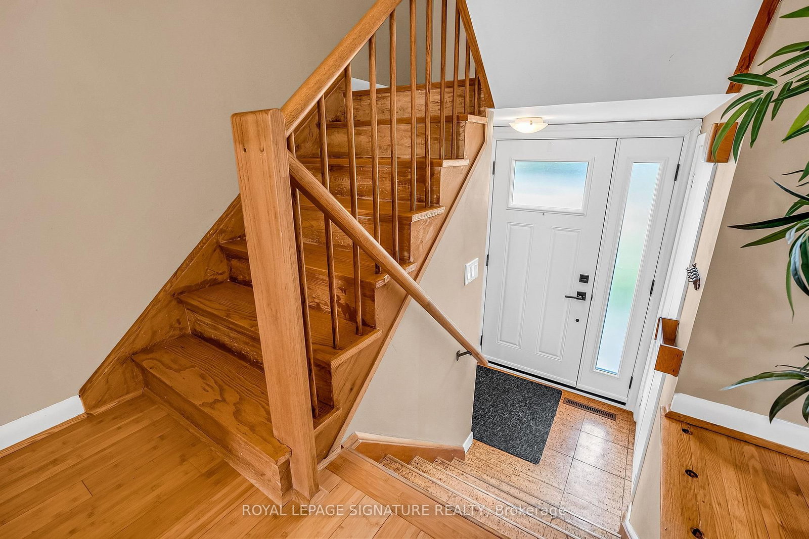 10-119 Southill Drive, Toronto, ON, photo 4
