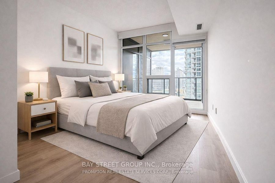 1 Concord Cityplace Way • #912 • Toronto, ON photo 10