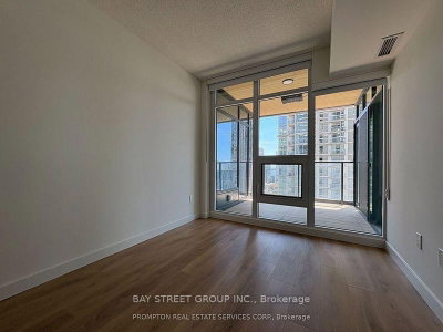 Unit 912 — 1 Concord Cityplace Way — photo 2