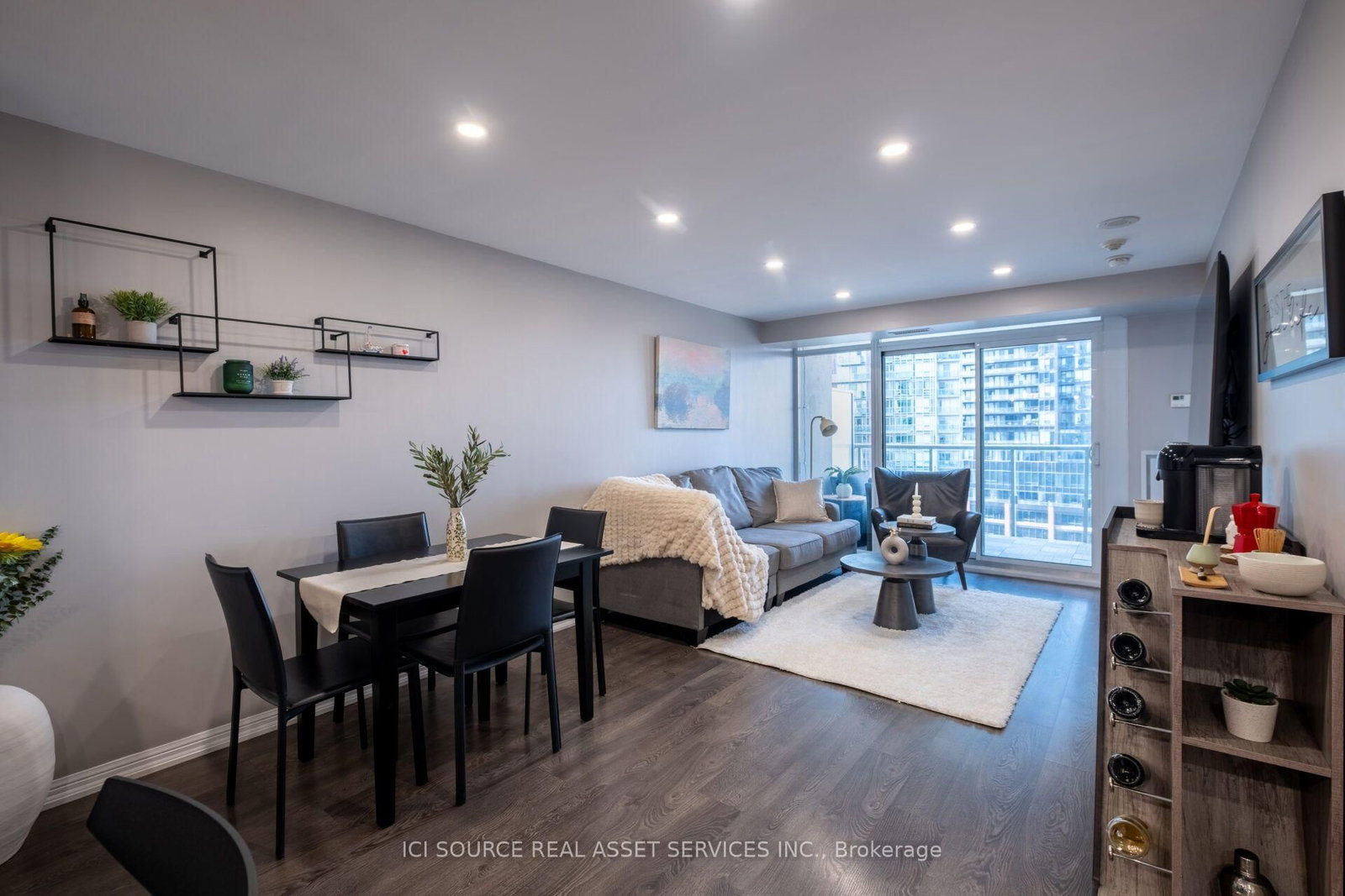 1109-125 Western Battery Road, Toronto, ON