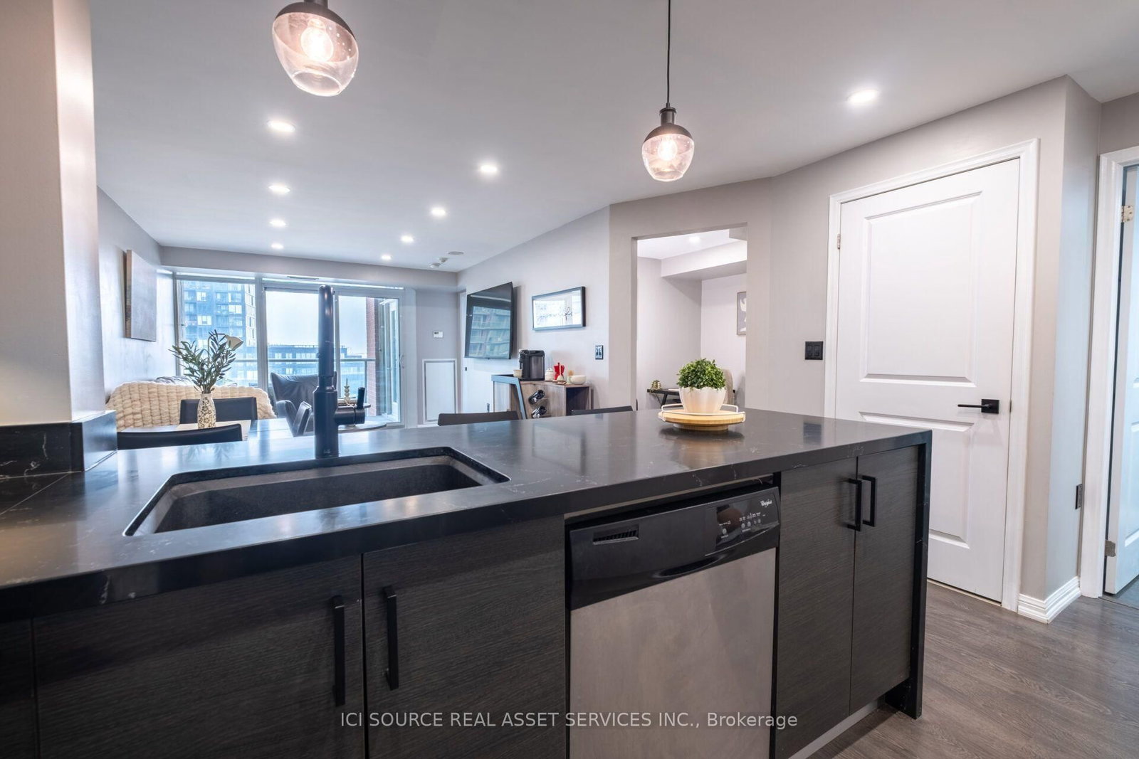 125 Western Battery Road • #1109 • Toronto, ON photo 10
