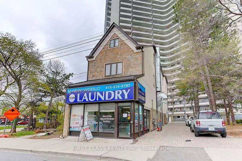 600 Parliament St photo 3
