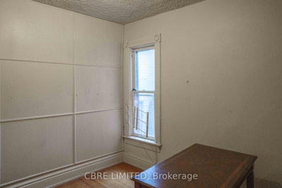 274 Augusta Avenue — more photos