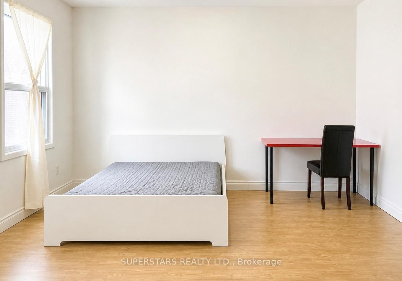 46 Sullivan Street • Toronto, ON photo 6