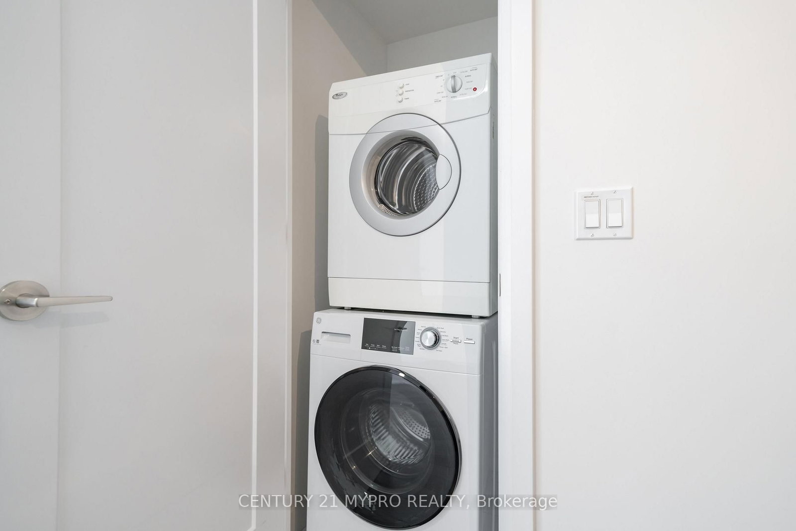 18 Graydon Hall Drive • #212 • Toronto, ON photo 21