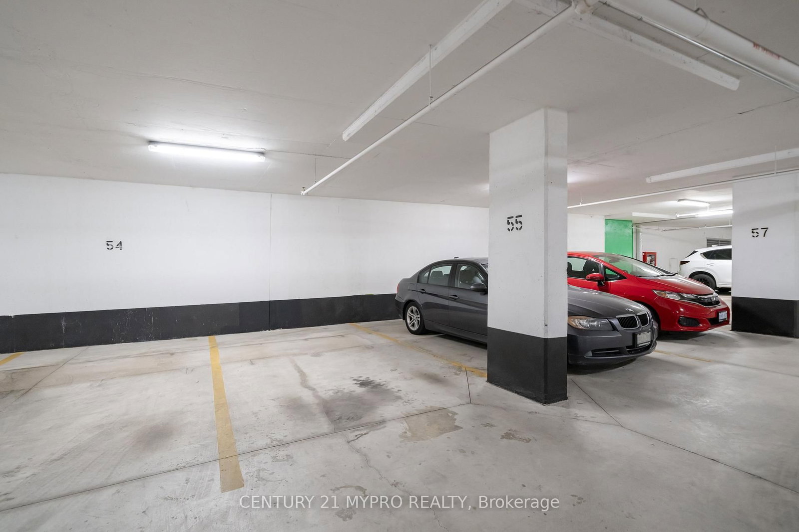 18 Graydon Hall Drive • #212 • Toronto, ON photo 28