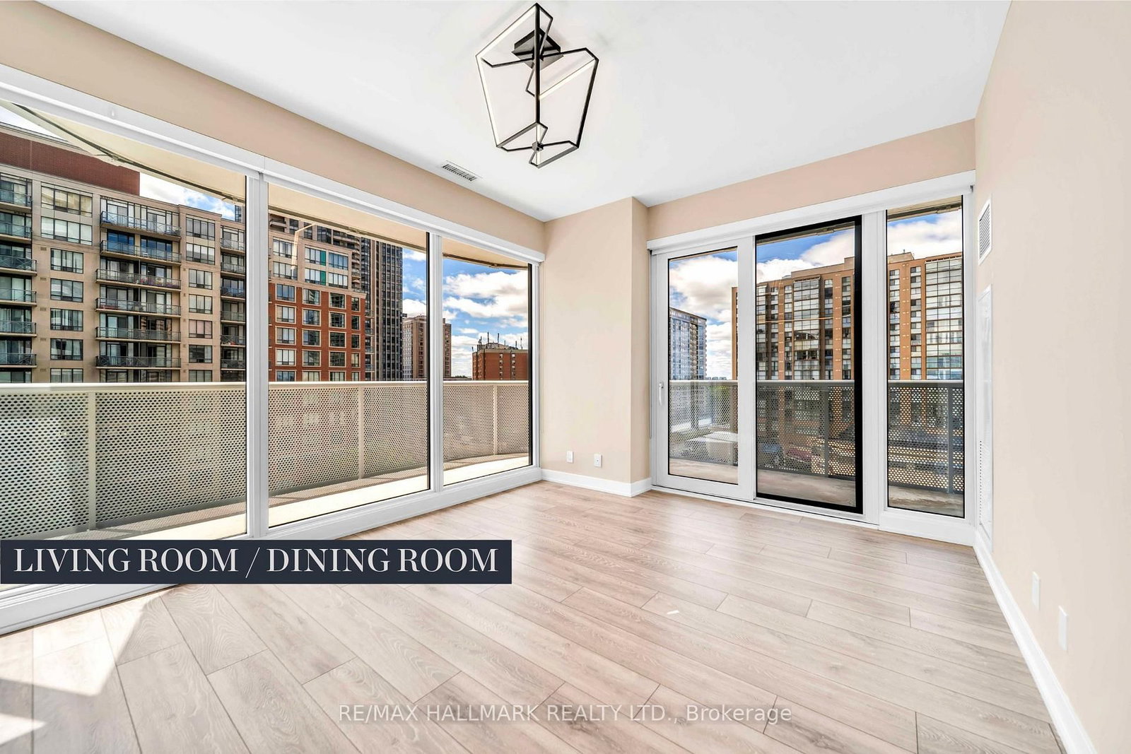15 Holmes Avenue • #702 • Toronto, ON photo 13