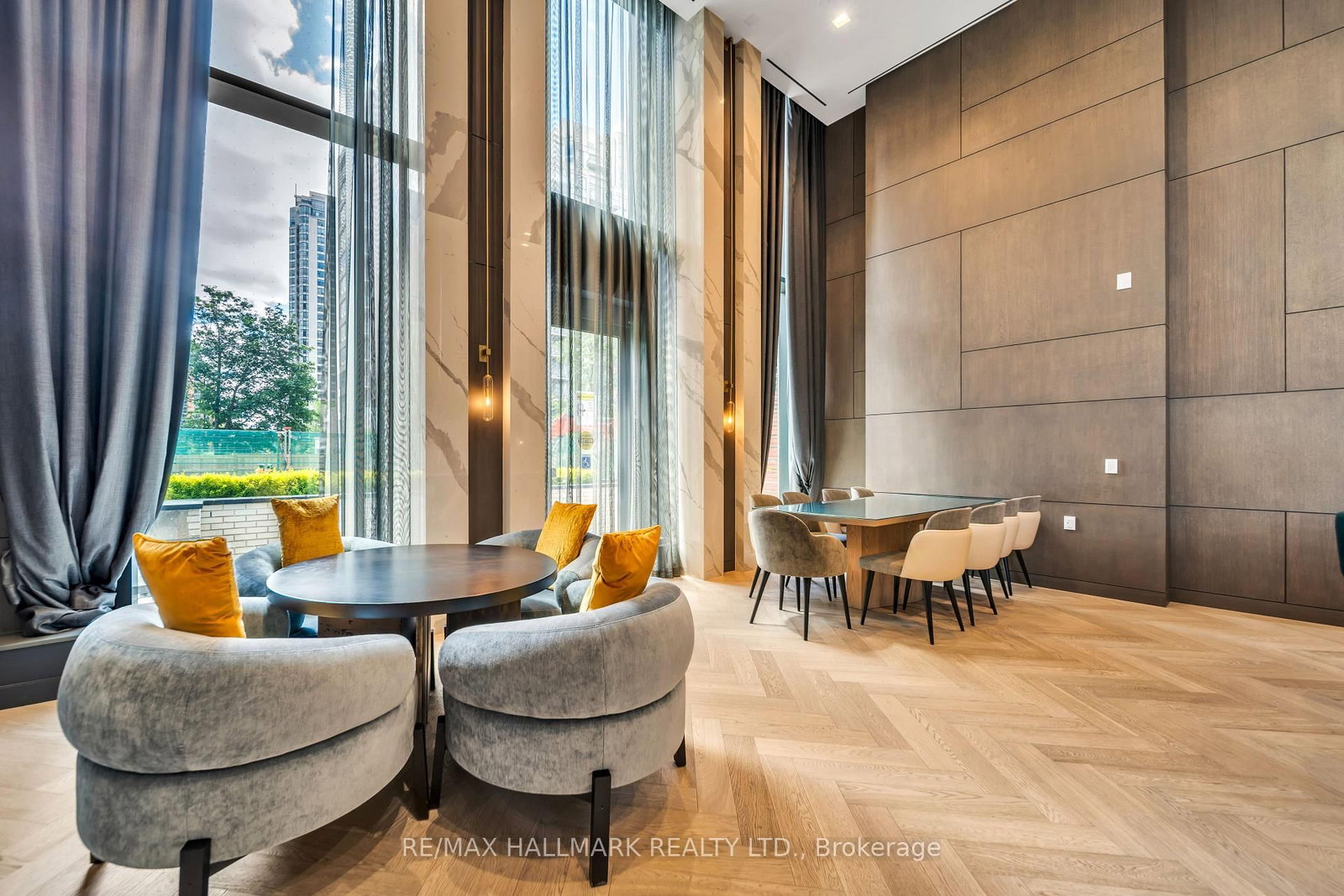 15 Holmes Avenue • #702 • Toronto, ON photo 3