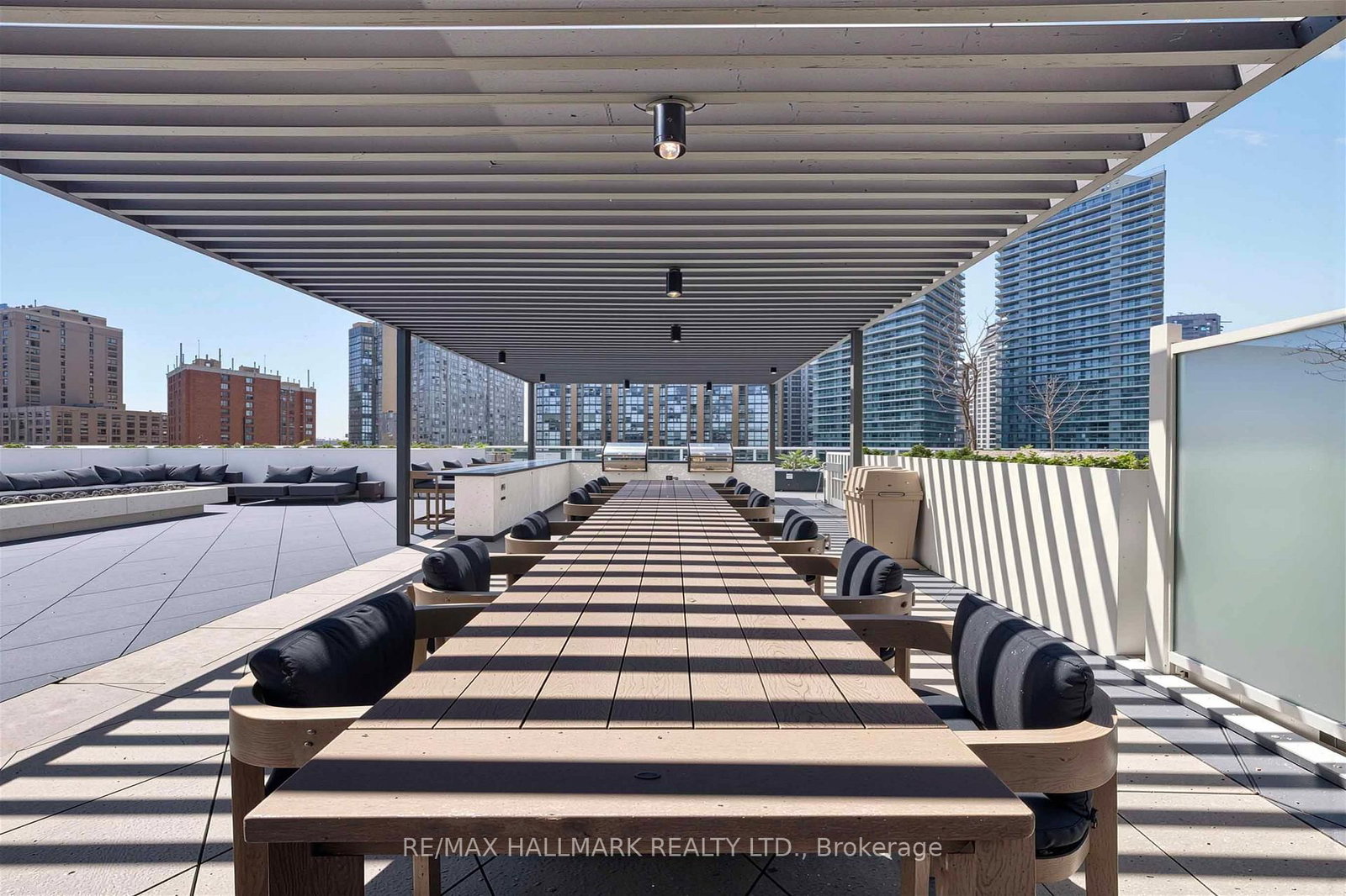 15 Holmes Avenue • #702 • Toronto, ON photo 32