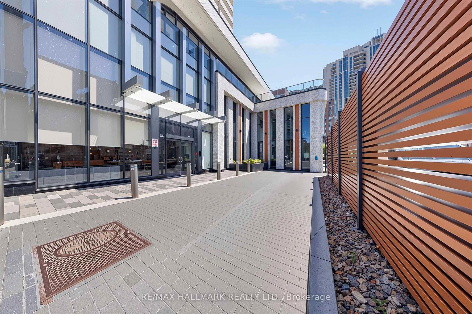15 Holmes Avenue • #702 • Toronto, ON photo 35