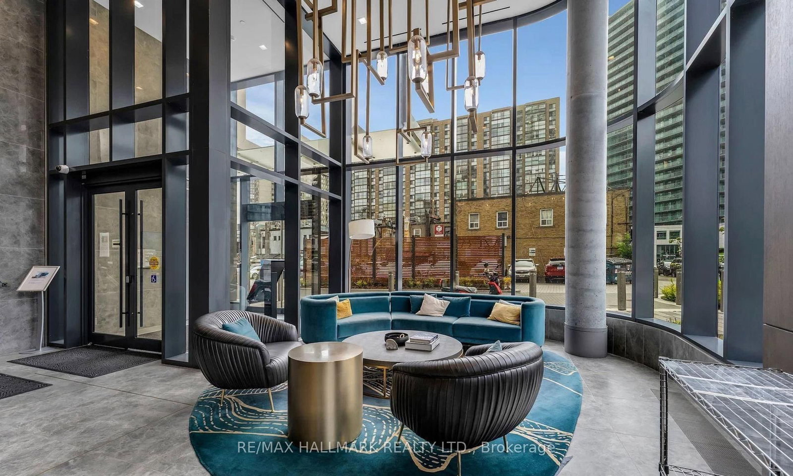 15 Holmes Avenue • #702 • Toronto, ON photo 4