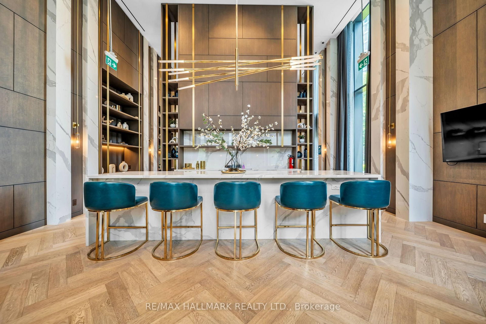 15 Holmes Avenue • #702 • Toronto, ON photo 5