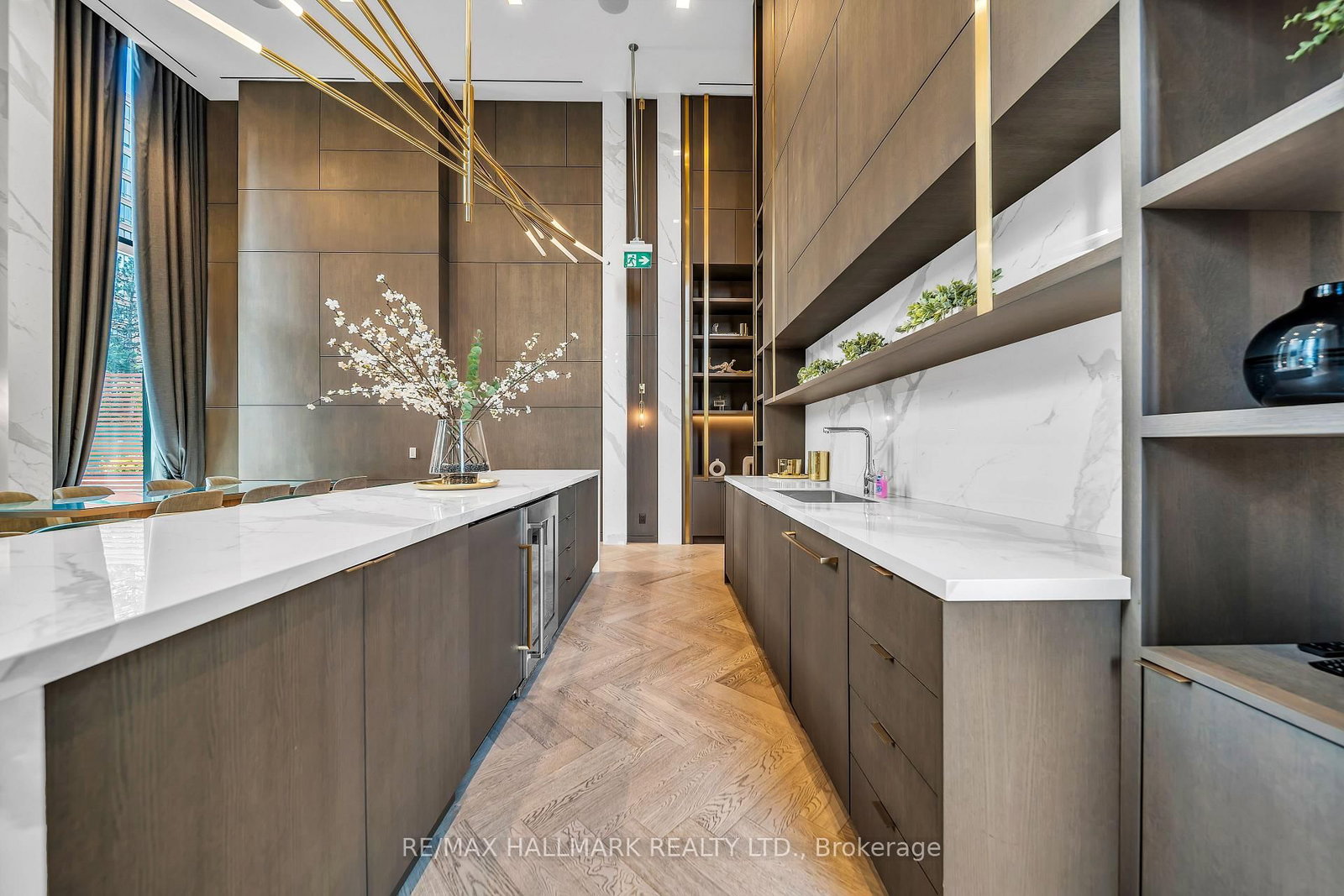 15 Holmes Avenue • #702 • Toronto, ON photo 6