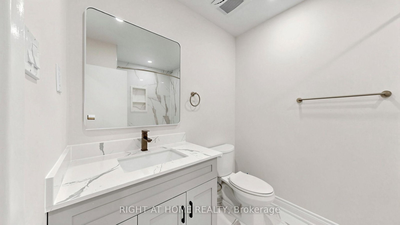 76 Fenside Drive • Toronto, ON photo 23