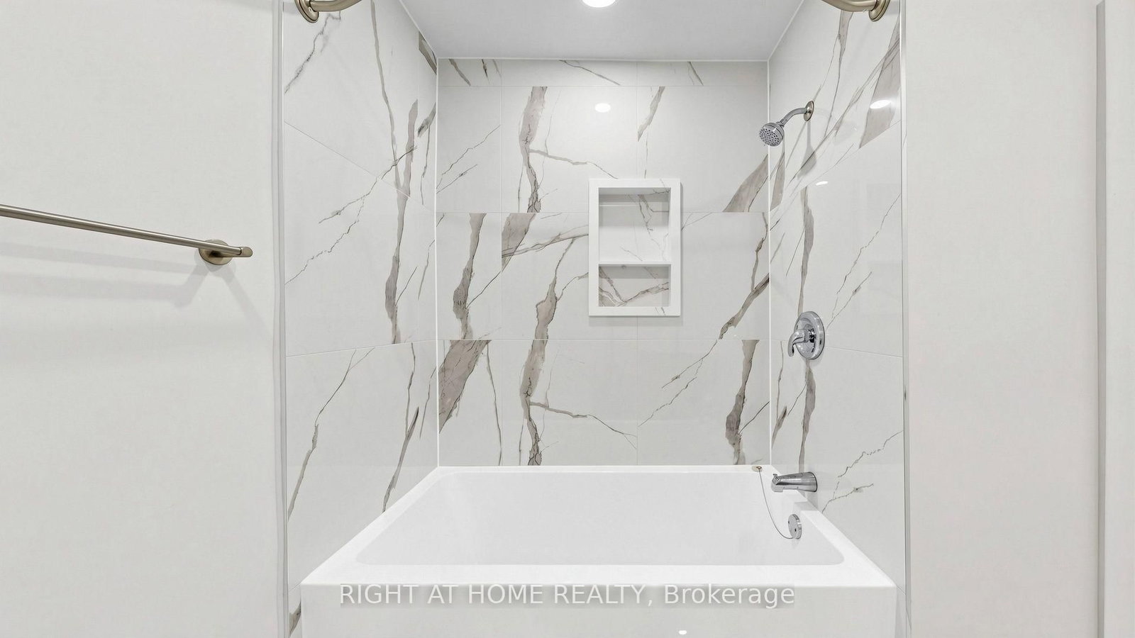 76 Fenside Drive • Toronto, ON photo 24