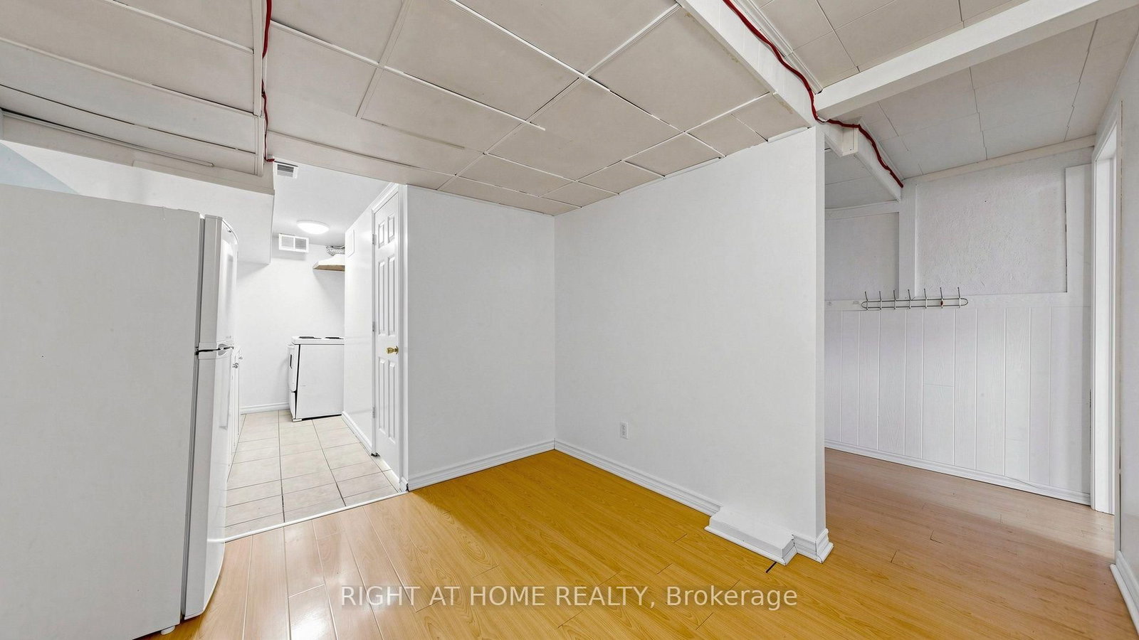 76 Fenside Drive • Toronto, ON photo 34