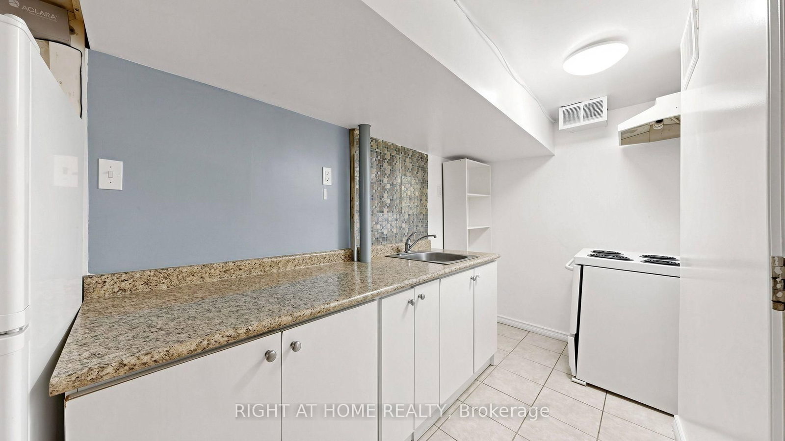 76 Fenside Drive • Toronto, ON photo 36