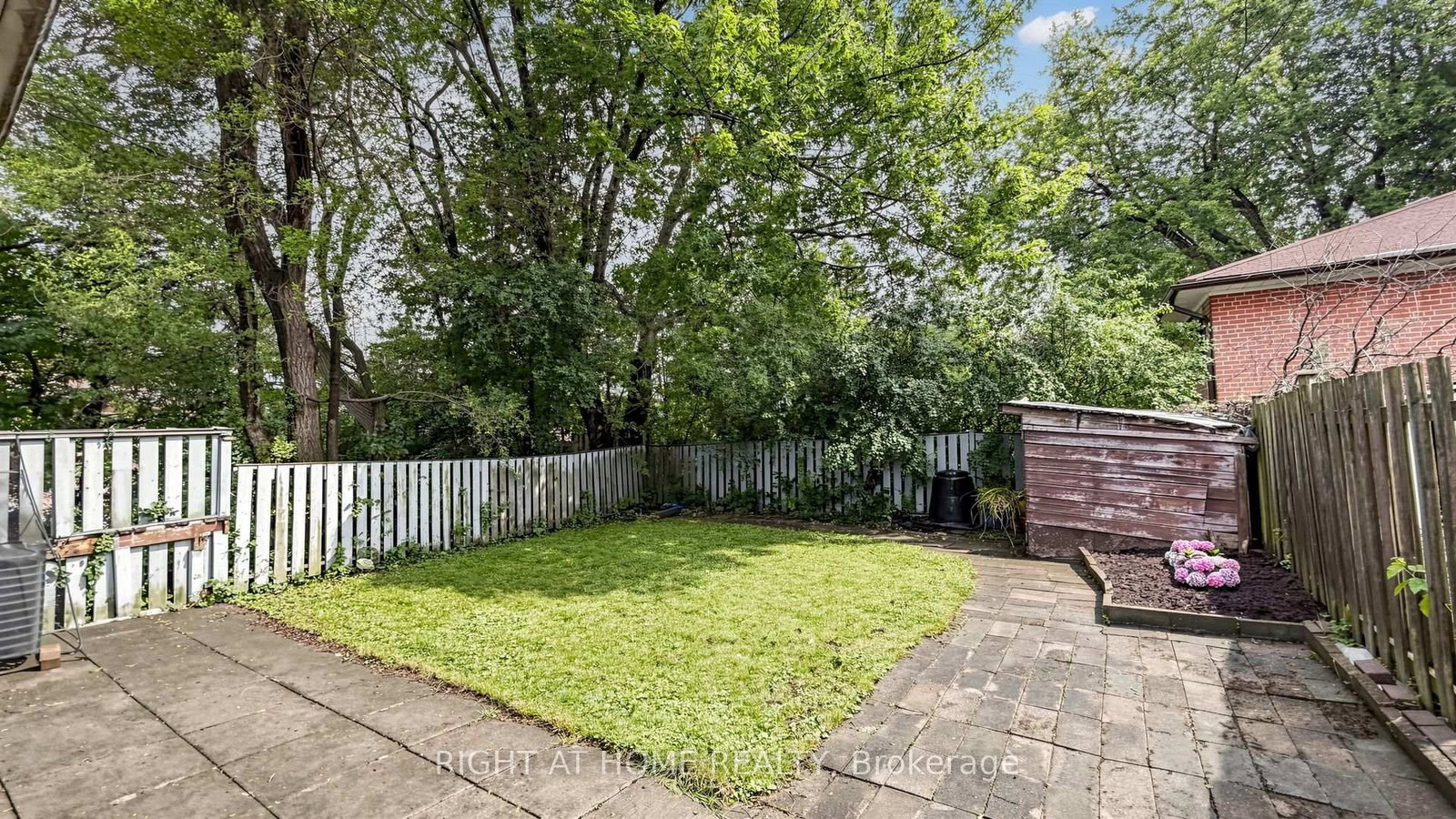 76 Fenside Drive • Toronto, ON photo 41