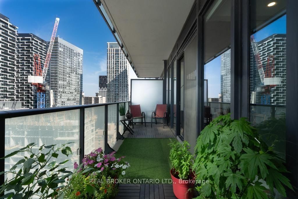 185 Roehampton Avenue S • #1601 • Toronto, ON photo 22