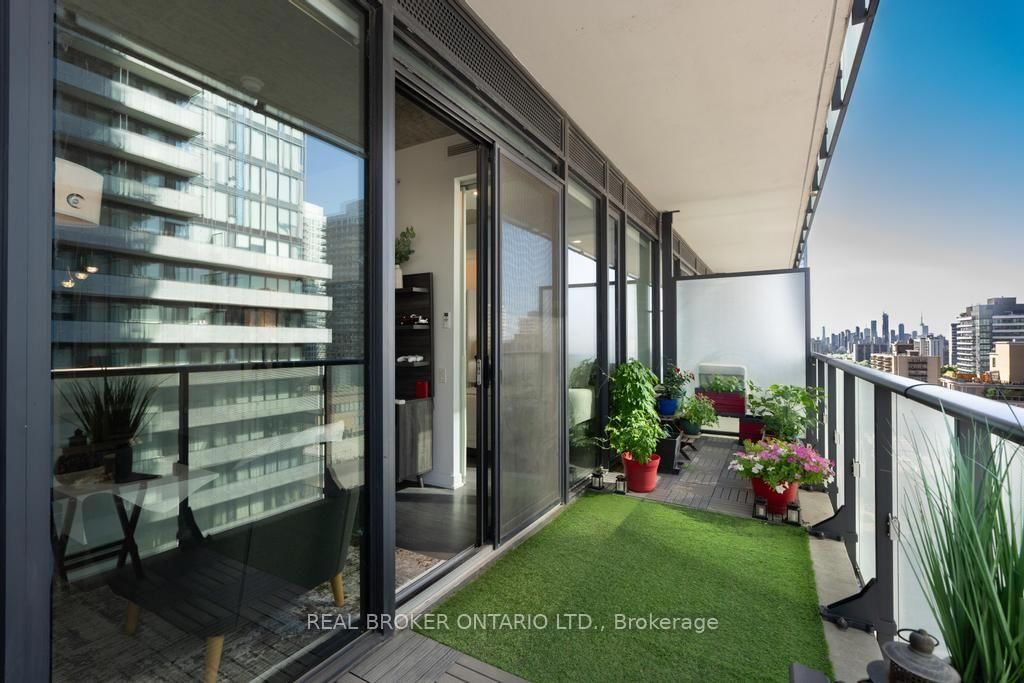185 Roehampton Avenue S • #1601 • Toronto, ON photo 23