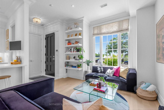 TH1 - 288 St Clair Avenue W