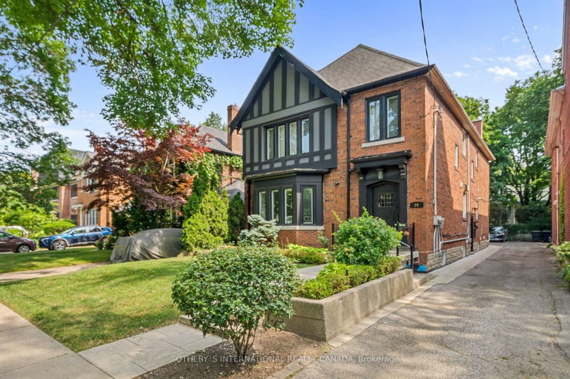 89 Whitehall Rd #Lower Level, Toronto, Ontario
