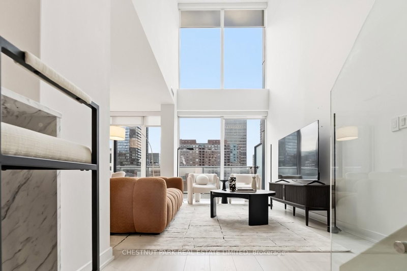 405 - 18 Maitland Terrace