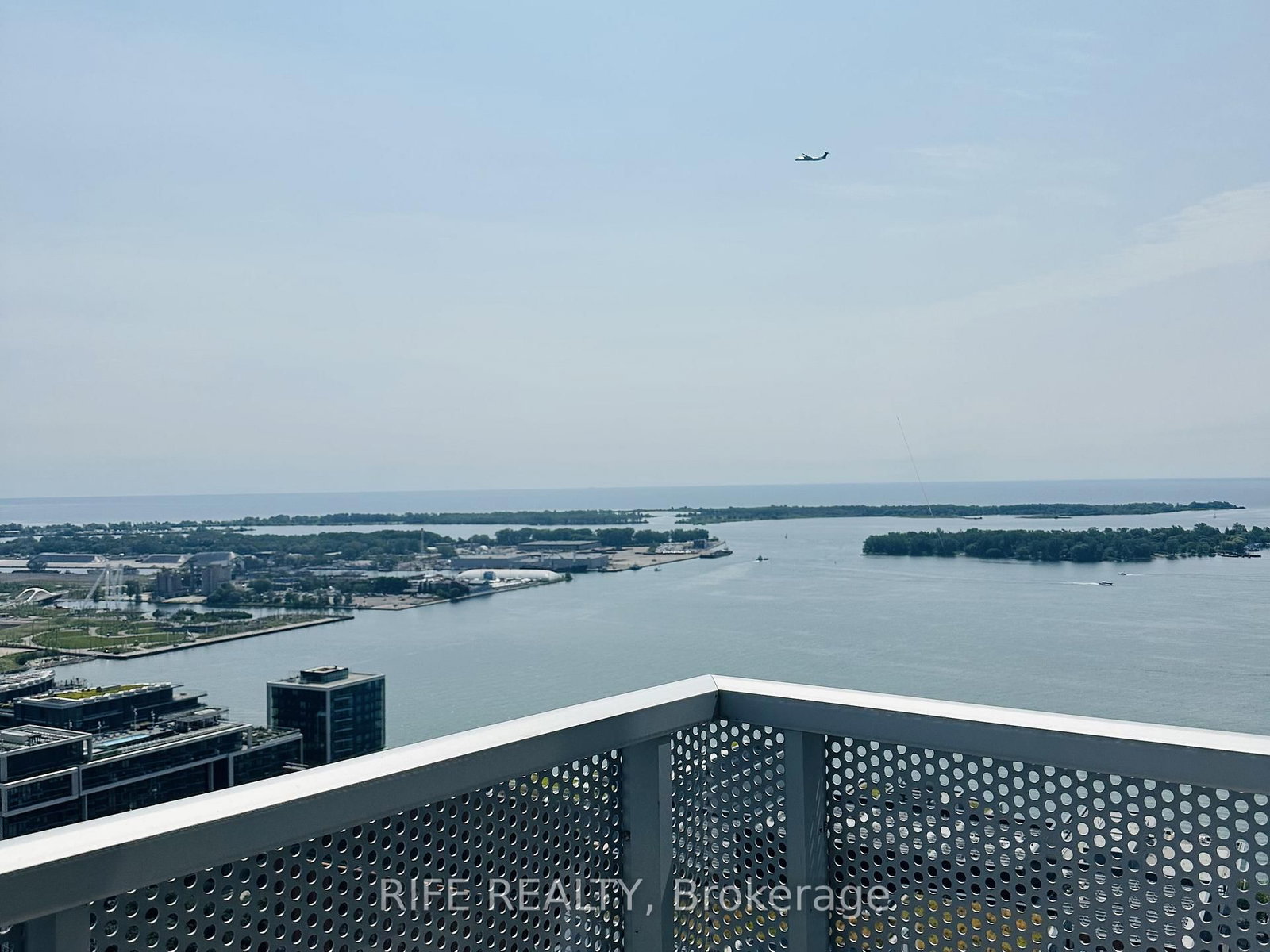 Condo for lease at 3411-20 Richardson Street, Toronto, Ontario, M5A 0S6 - Waterfront Communities C8 - MLS: C13593608