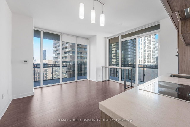 1108 - 8 Eglinton Avenue