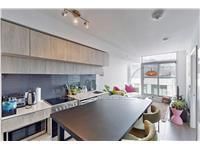 PH02 - 181 DUNDAS Street E