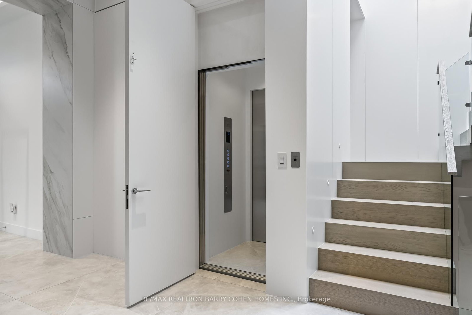 90 Esgore Drive • Toronto, ON photo 32