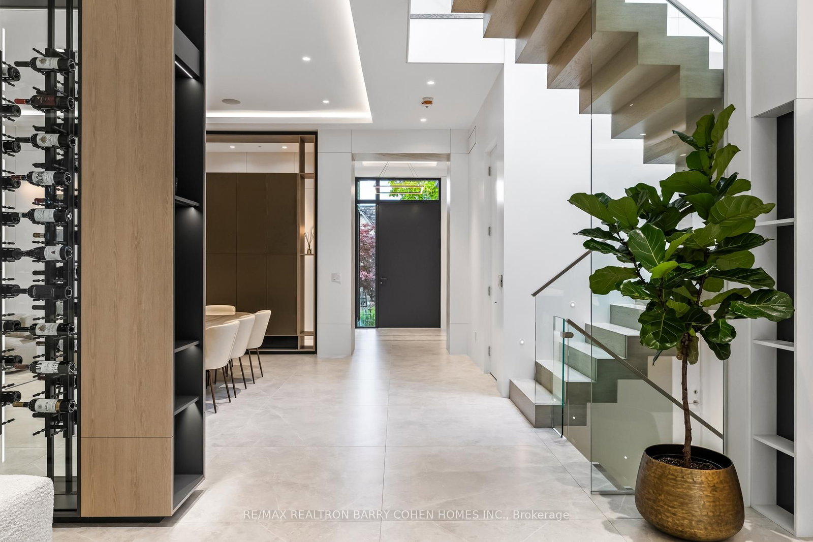 90 Esgore Drive • Toronto, ON photo 5