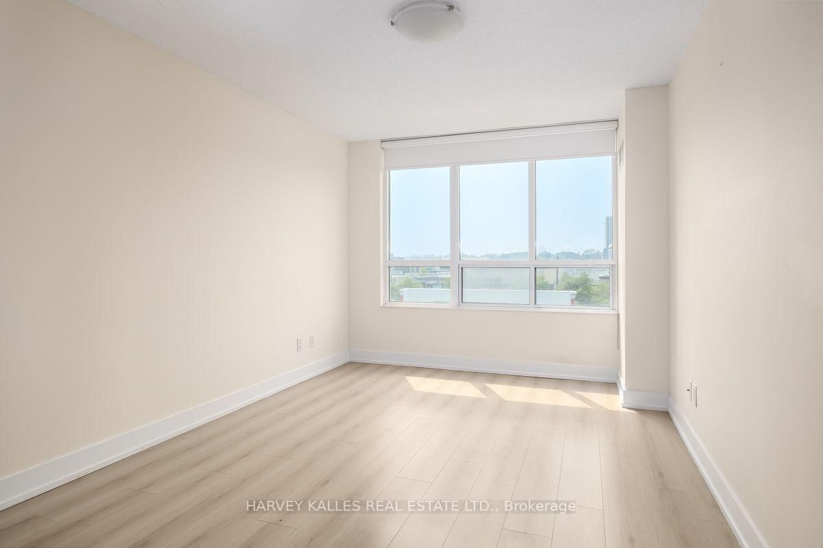 205 W The Donway • #503 • Toronto, ON photo 14
