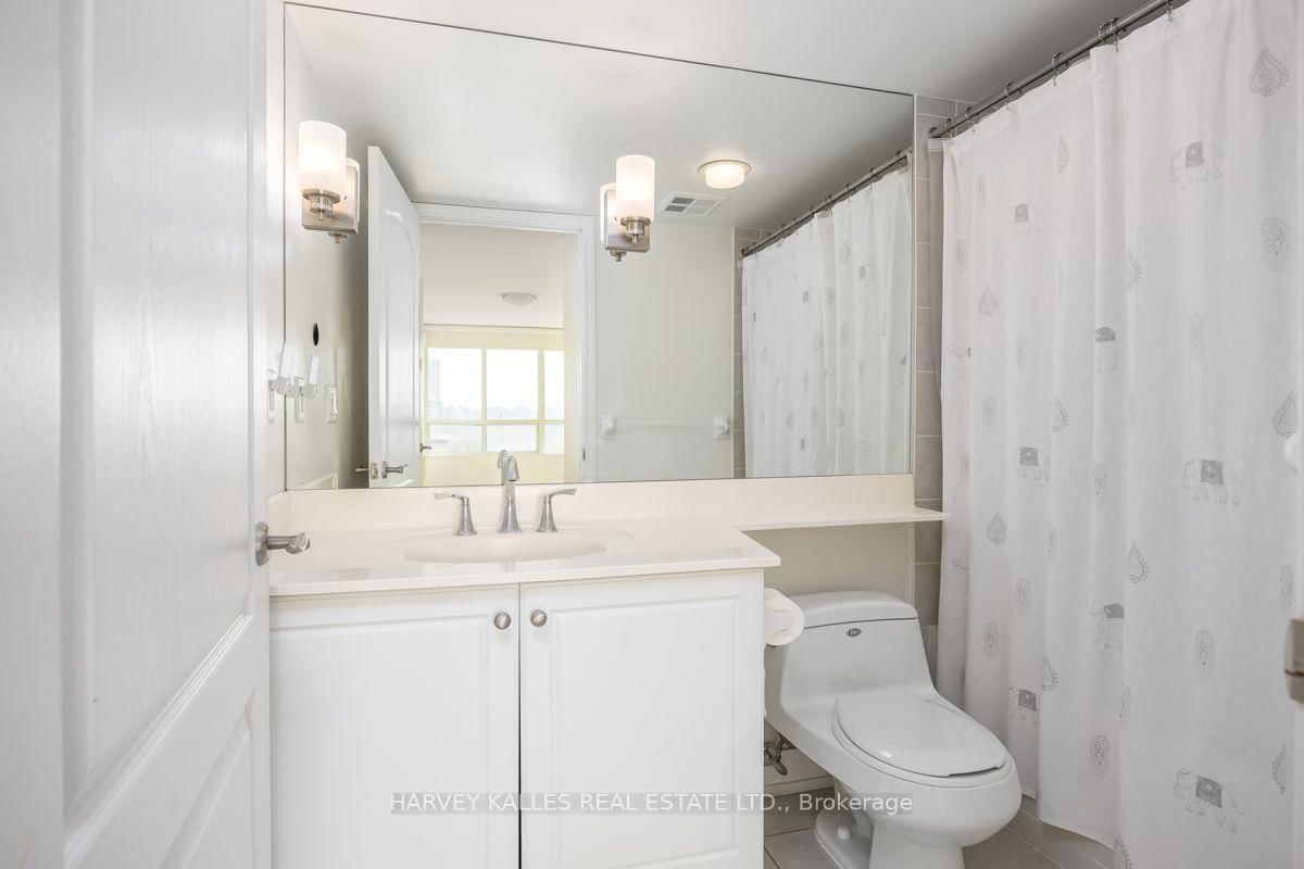 205 W The Donway • #503 • Toronto, ON photo 16