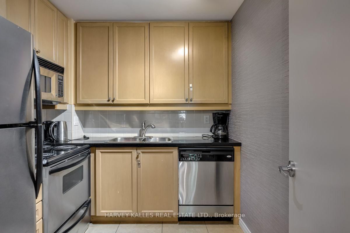 205 W The Donway • #503 • Toronto, ON photo 28