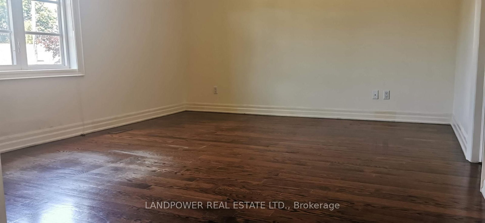 33 Bevdale Road • Toronto, ON photo 26