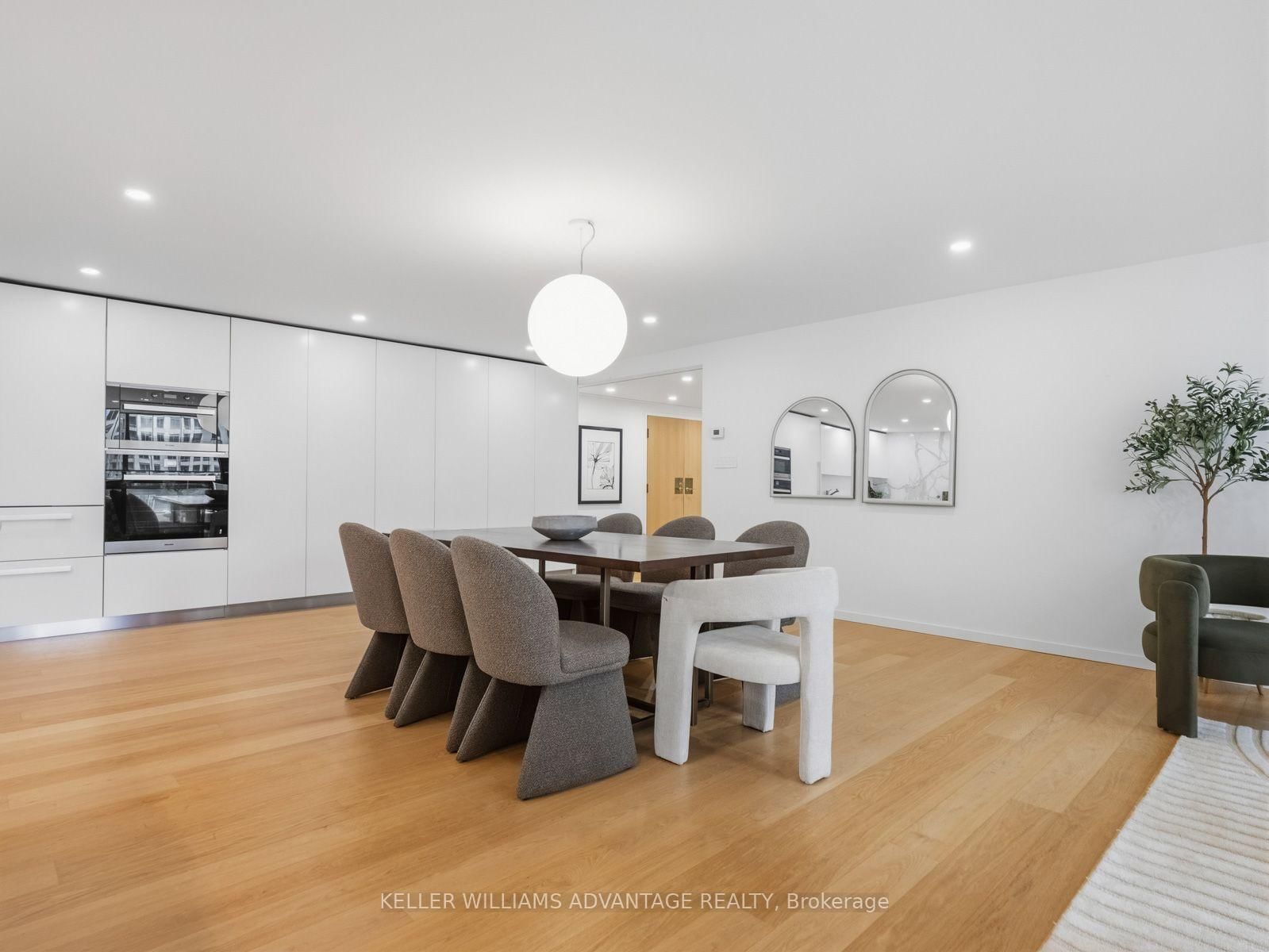 1166 Bay Street • #1002 • Toronto, ON photo 13