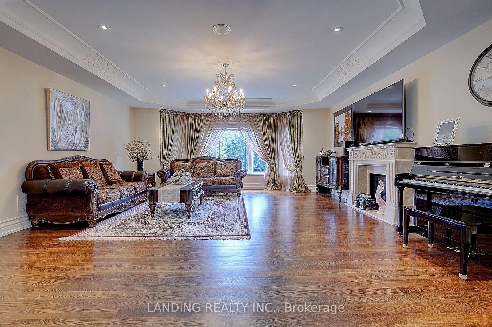 24 Abbotsford Road • Toronto, ON photo 10
