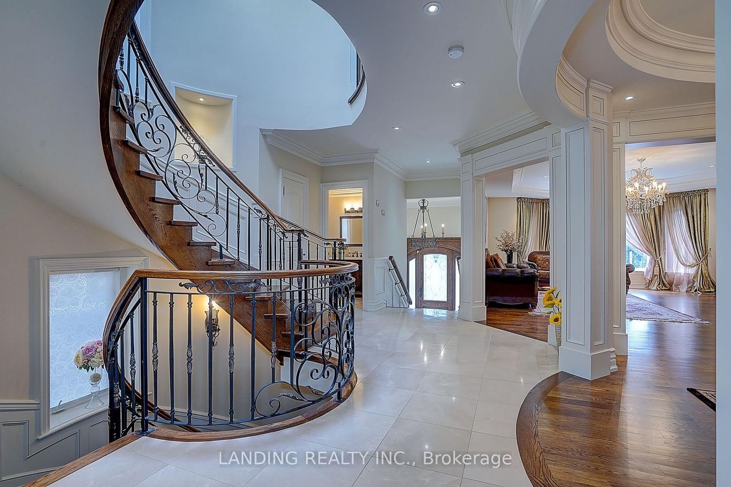 24 Abbotsford Road • Toronto, ON photo 33