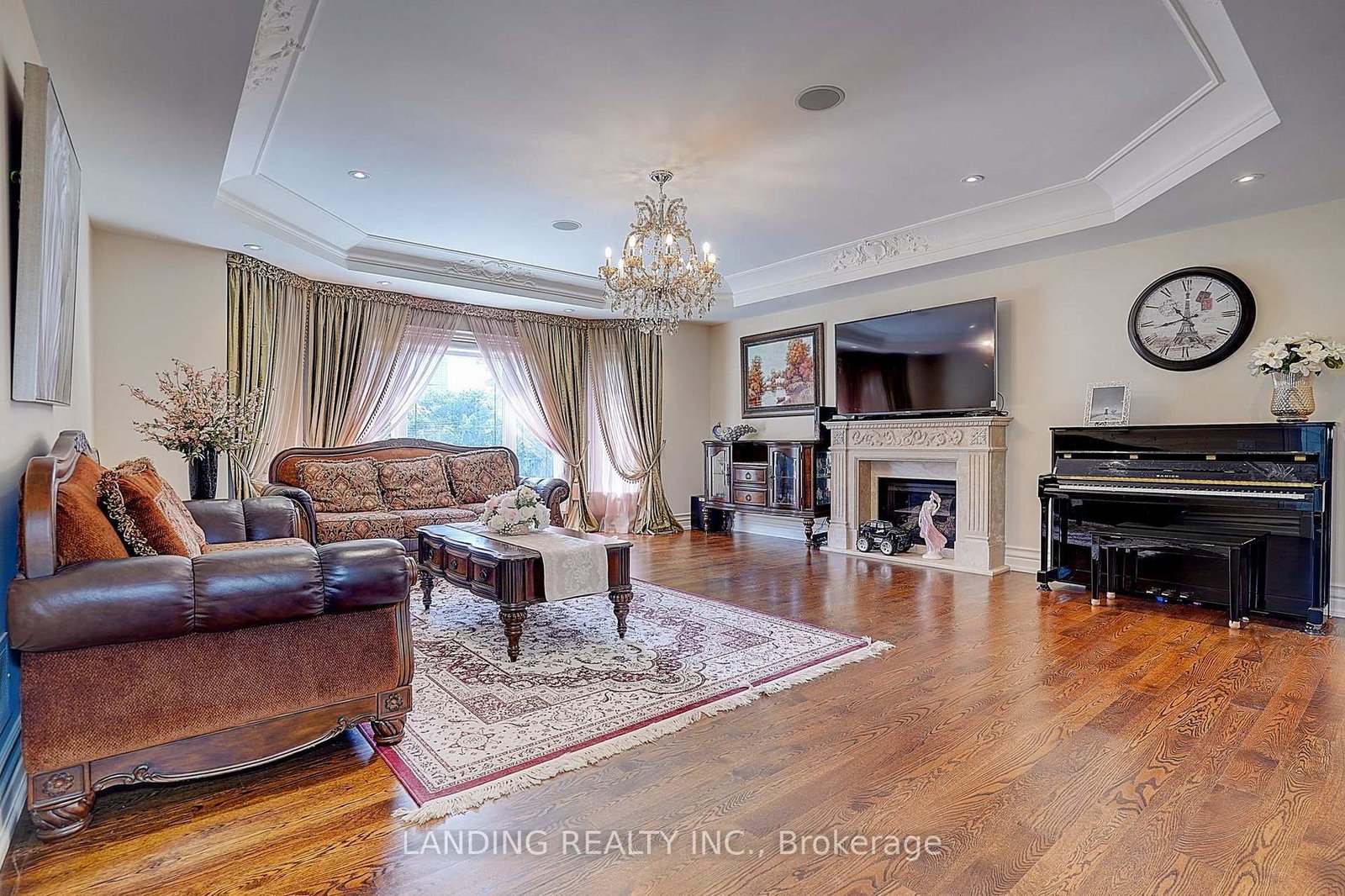24 Abbotsford Road • Toronto, ON photo 9