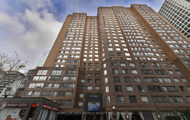 1003 - 633 Bay Street