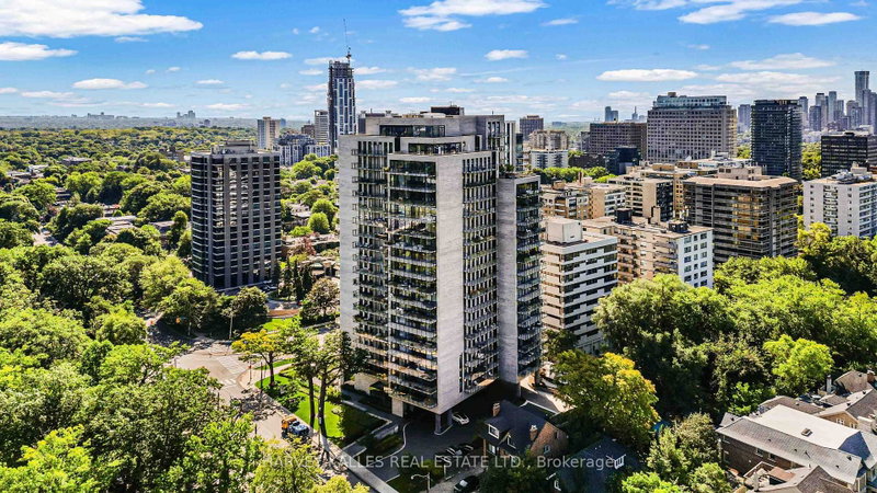 2002 - 215 Lonsdale Road