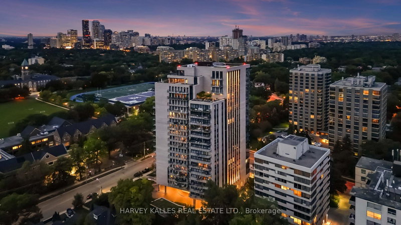 2002 - 215 Lonsdale Road