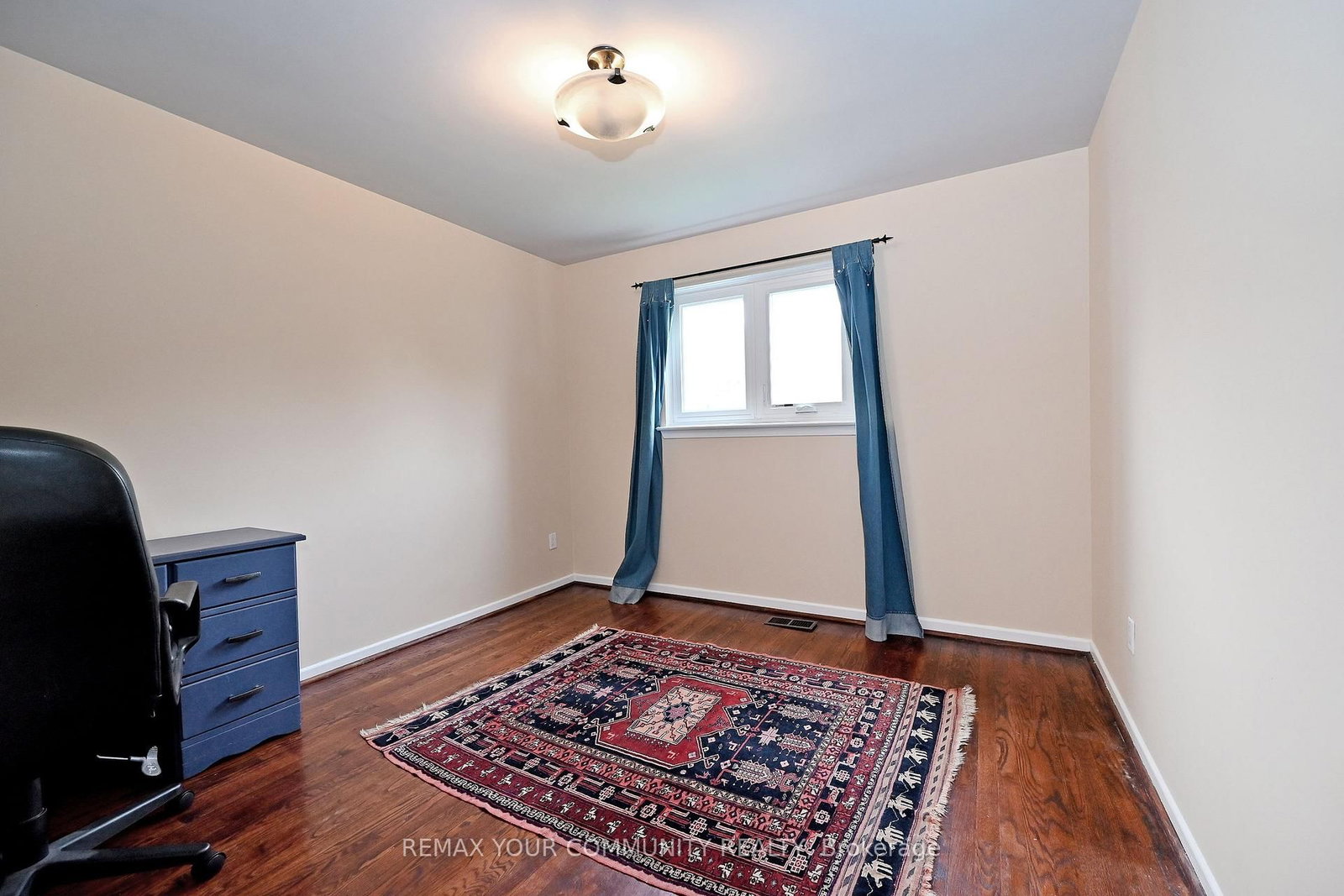 39 Prattley Drive • Toronto, ON photo 20