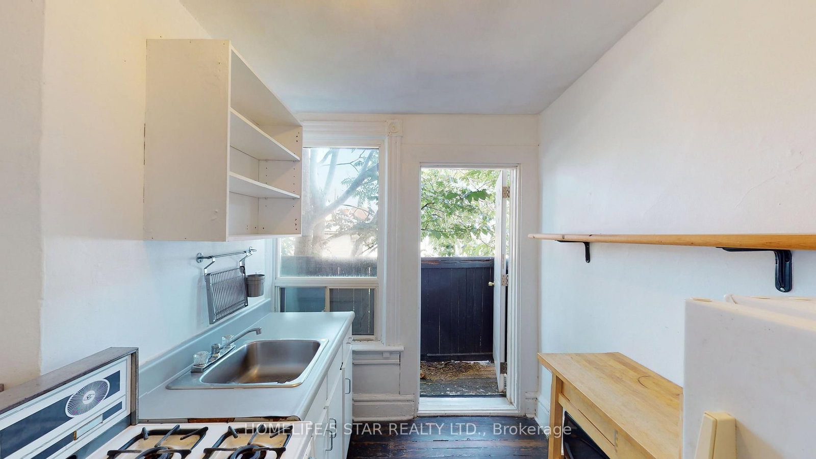 Apt 2-39 Humbert Street, Toronto, ON, photo 5