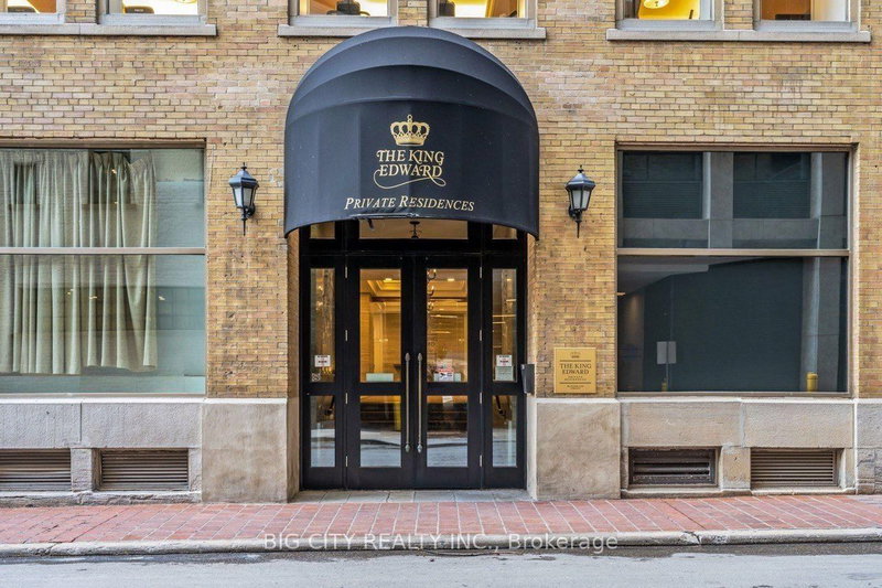 408 - 22 Leader Lane