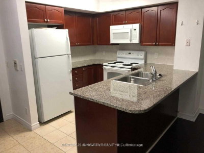 Unit 628 — 51 Lower Simcoe Street — photo 4